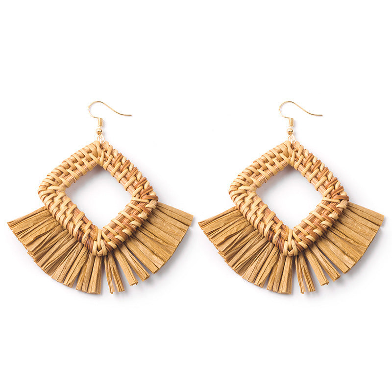Wholesale Hand-woven Geometric Rattan Raffia Fan Earrings